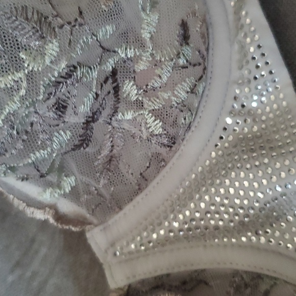 VS dream angels pushup without padding - Picture 2 of 5